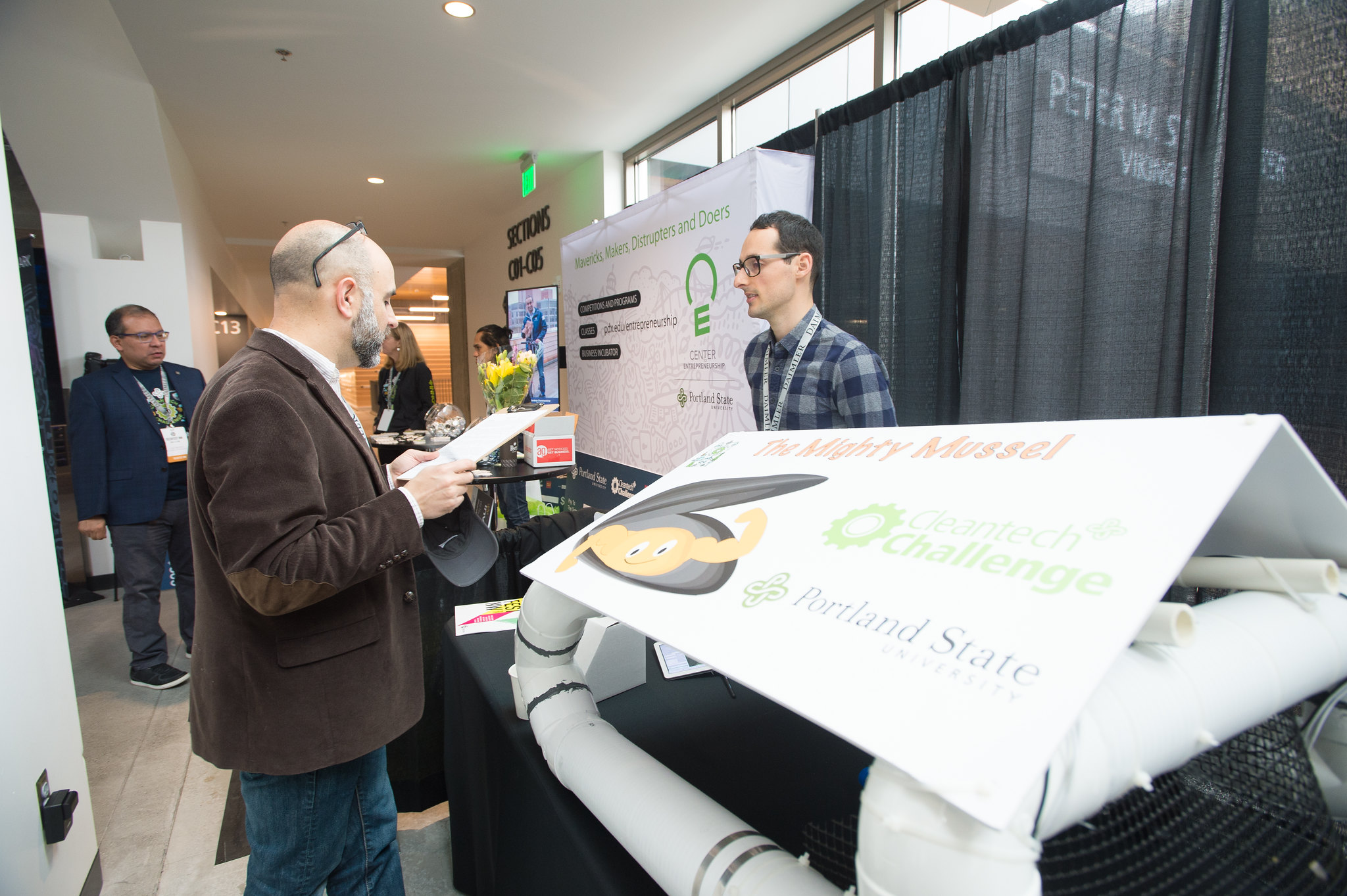 CTC 2019 team Mussel talking with judges